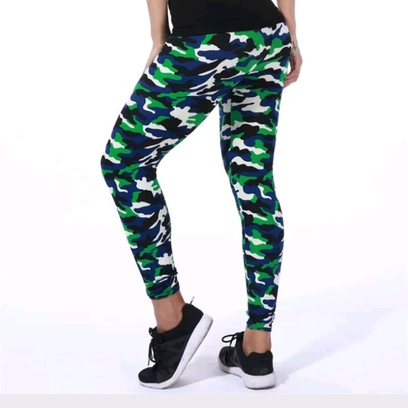 Unbranded Pants - 3 for $22 One Size Soft Camouflage leggings Blue
